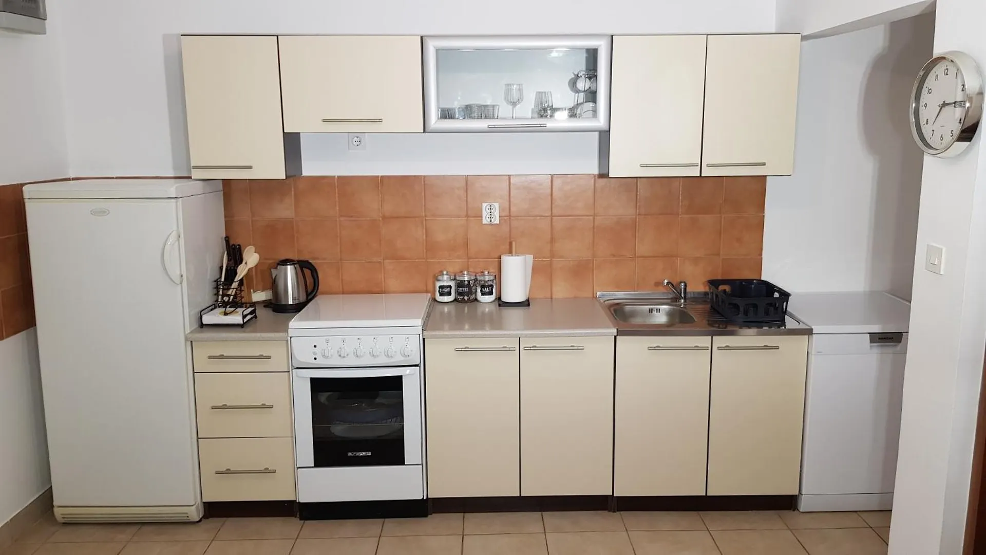 Sunset Apartments Vir 0*,  Croacia